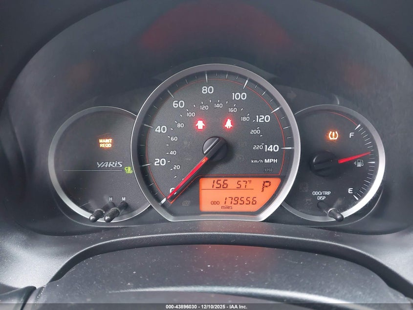 JTDKTUD36CD527792 2012 TOYOTA YARIS photo no. 7