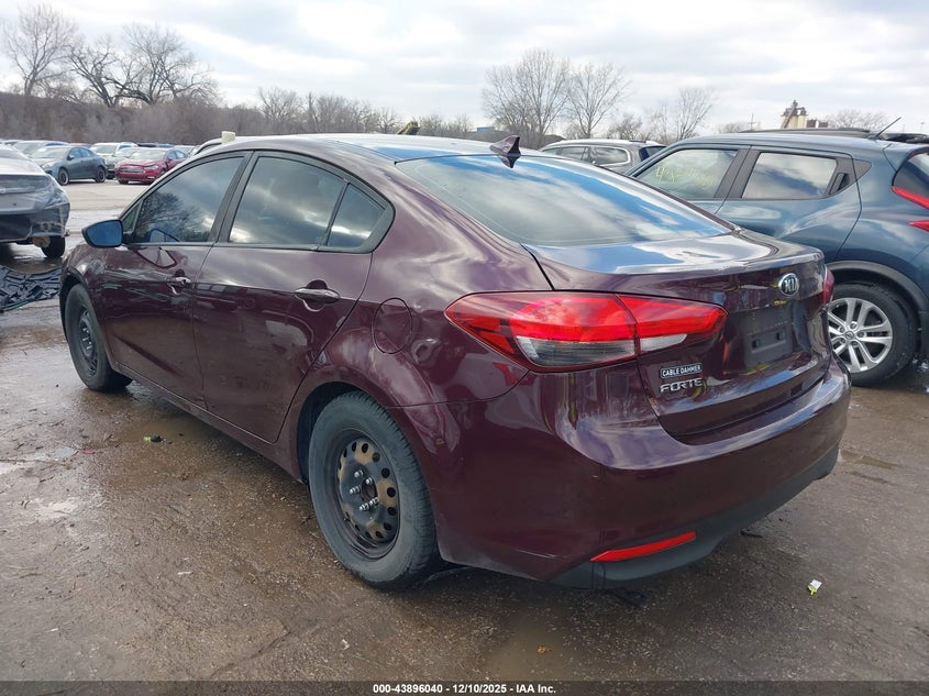 3KPFK4A79HE028132 2017 KIA FORTE photo no. 3