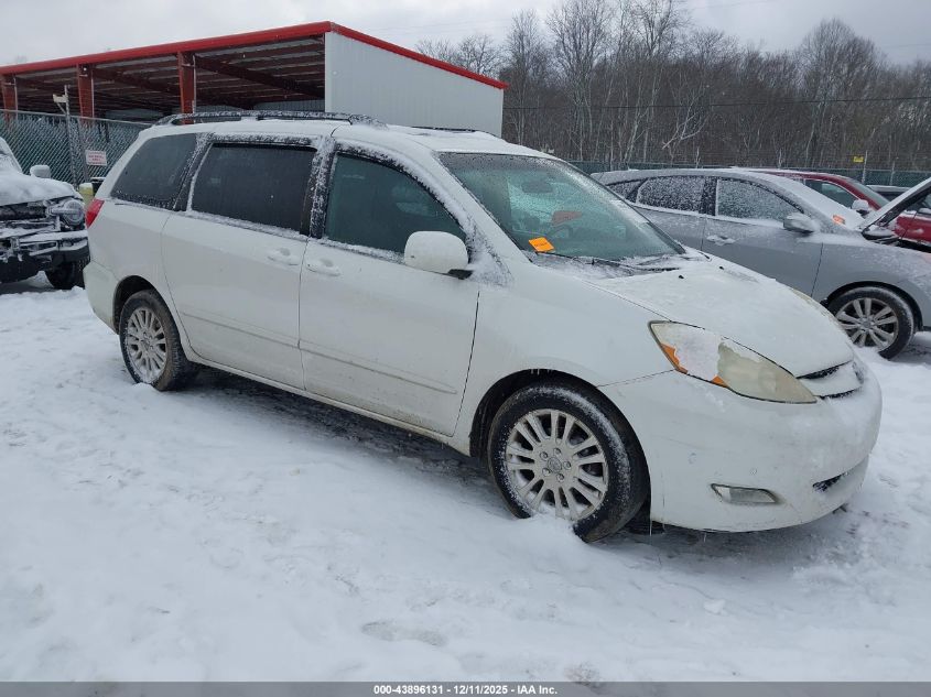 TOYOTA SIENNA XLE
