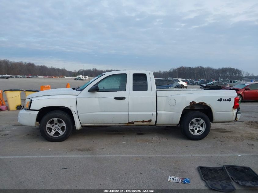 2007 Dodge Dakota Slt VIN: 1D7HW42K07S136415 Lot: 43896132