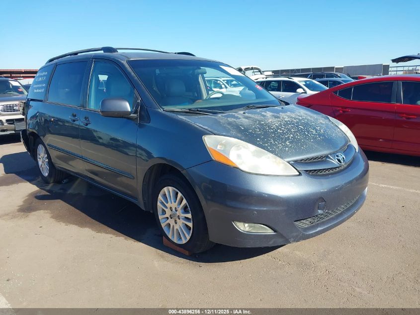TOYOTA SIENNA XLE