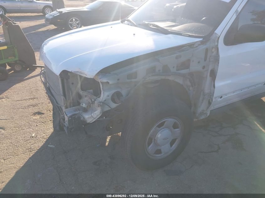 2003 Ford Escape Xls VIN: 1FMYU02113KD01006 Lot: 43896292