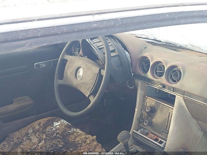 1973 Mercedes-Benz 450Sl VIN: 10702310007896 Lot: 43896305