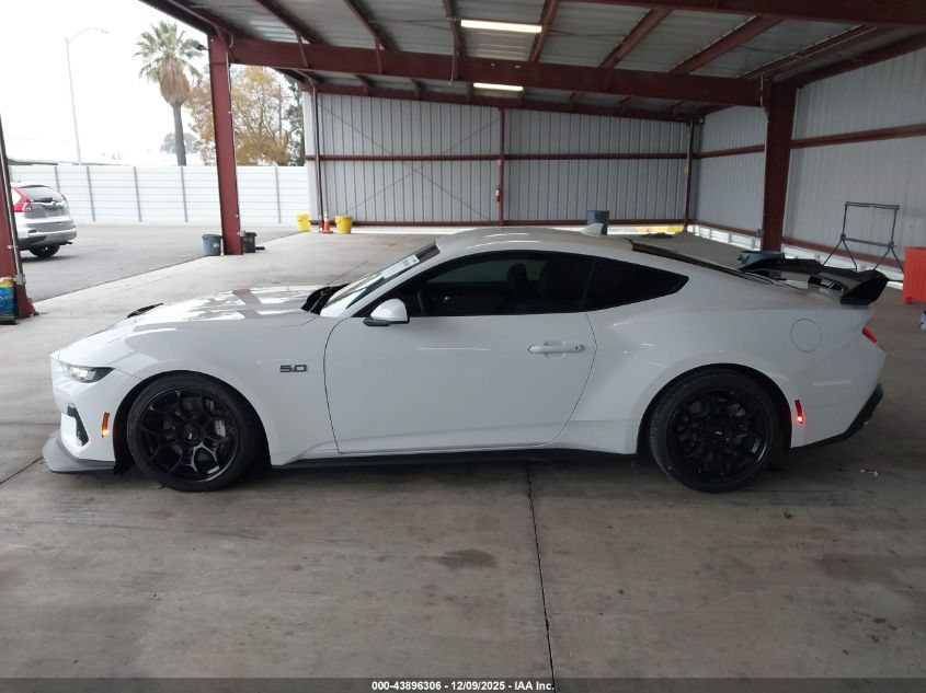 2024 Ford Mustang Gt Fastback VIN: 1FA6P8CF0R5428449 Lot: 43896306