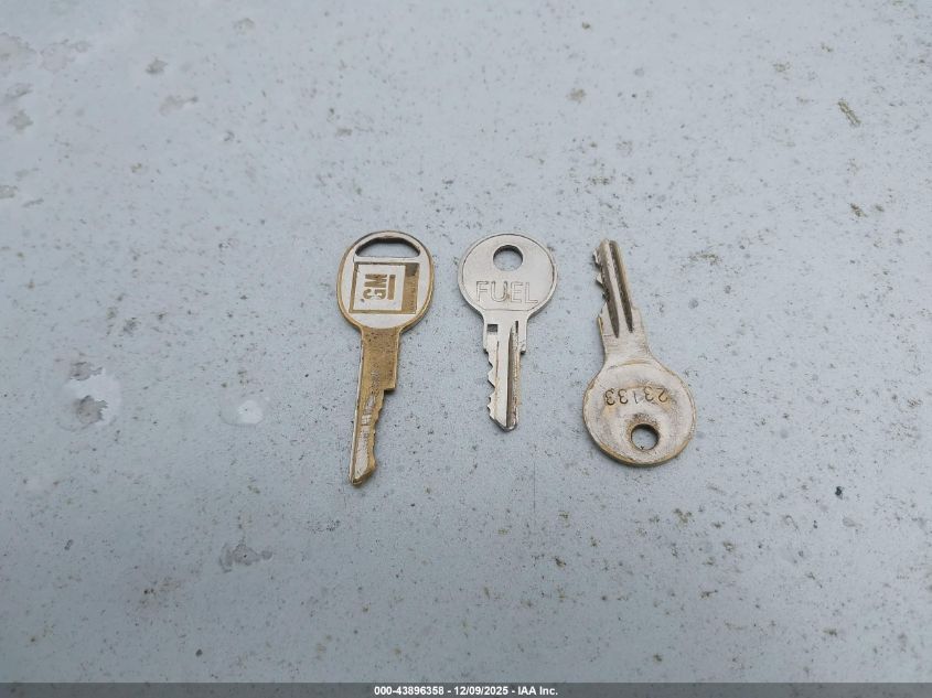 1992 Chevrolet Gmt-400 C1500 VIN: 1GCDC14K5NZ203950 Lot: 43896358