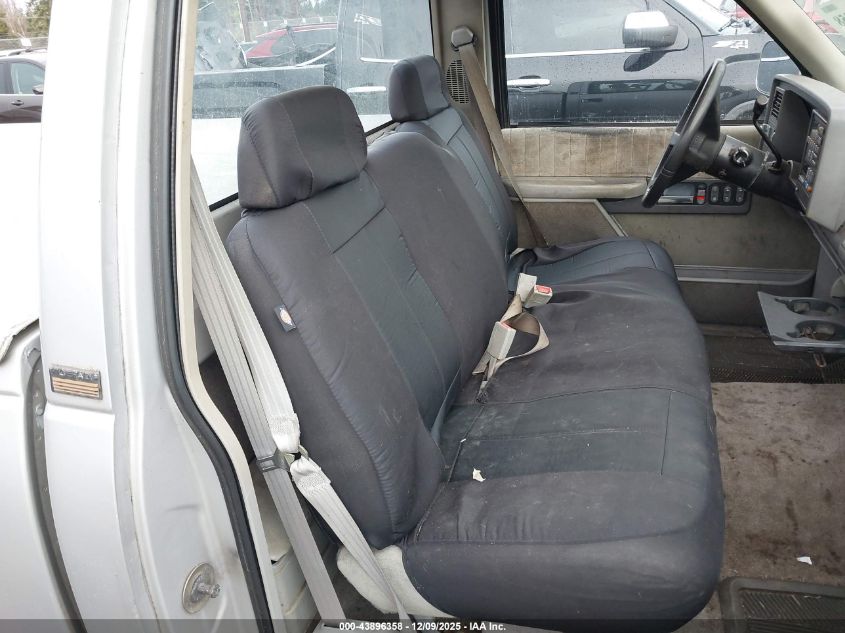 1992 Chevrolet Gmt-400 C1500 VIN: 1GCDC14K5NZ203950 Lot: 43896358