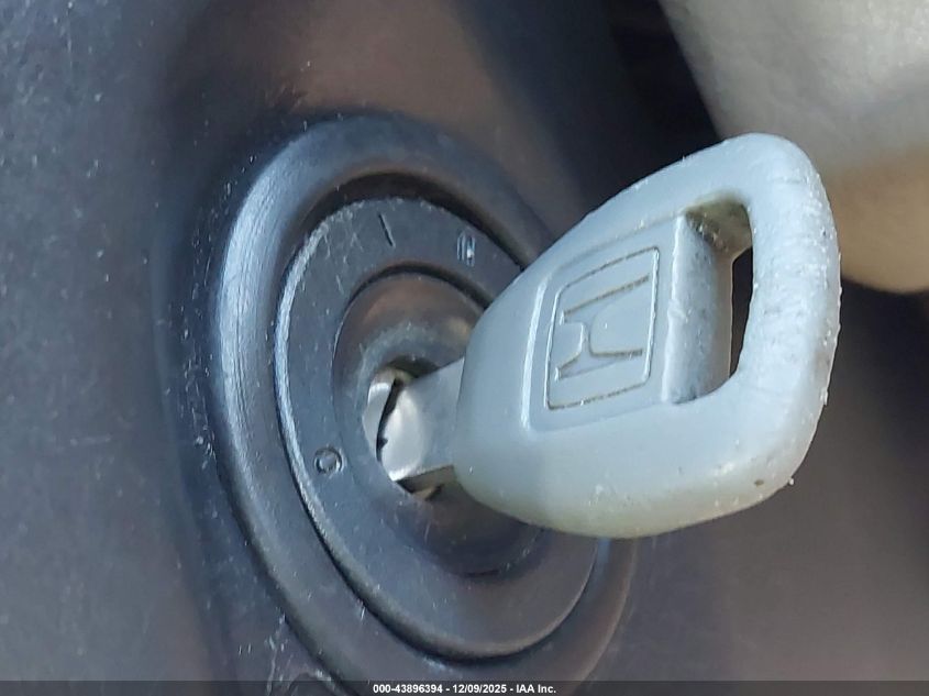 1999 Honda Accord Lx V6 VIN: 1HGCG2240XA005516 Lot: 43896394