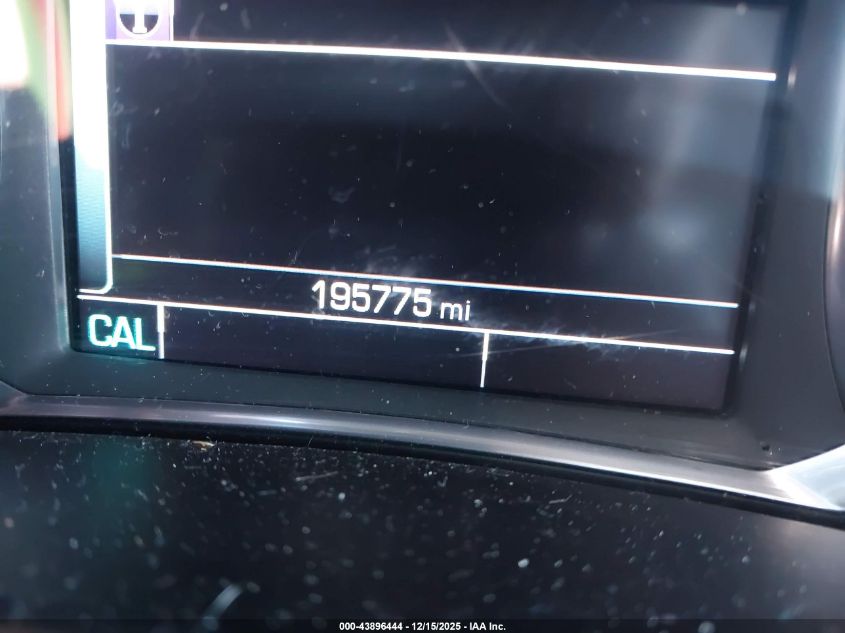 2018 Chevrolet Equinox Premier VIN: 2GNAXMEV8J6131916 Lot: 43896444