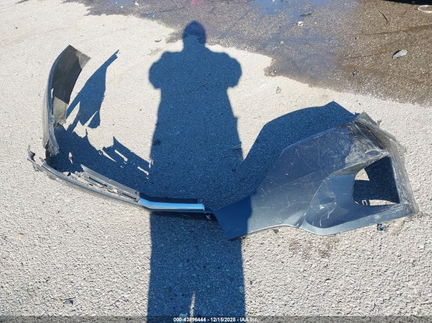 2018 Chevrolet Equinox Premier VIN: 2GNAXMEV8J6131916 Lot: 43896444