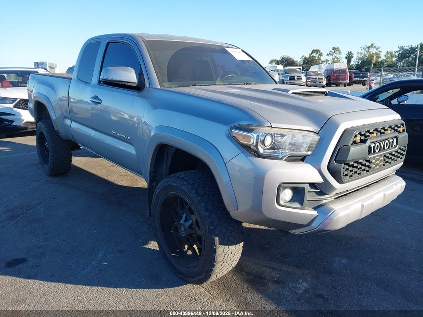 5TFRZ5CN0HX025601 2017 TOYOTA TACOMA photo no. 1