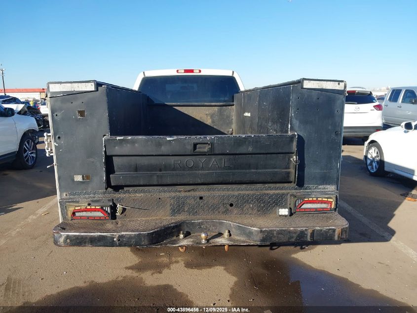 2006 Chevrolet Silverado 2500Hd Work Truck VIN: 1GCHC24U16E272958 Lot: 43896456