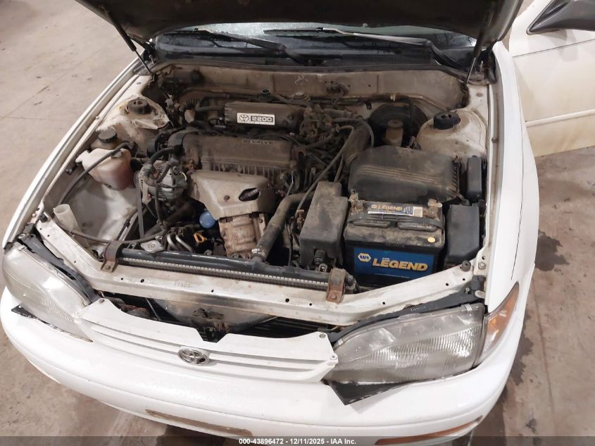 1995 Toyota Camry Le VIN: 4T1SK12E0SU498936 Lot: 43896472