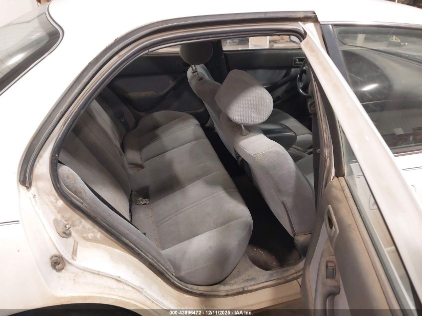 1995 Toyota Camry Le VIN: 4T1SK12E0SU498936 Lot: 43896472