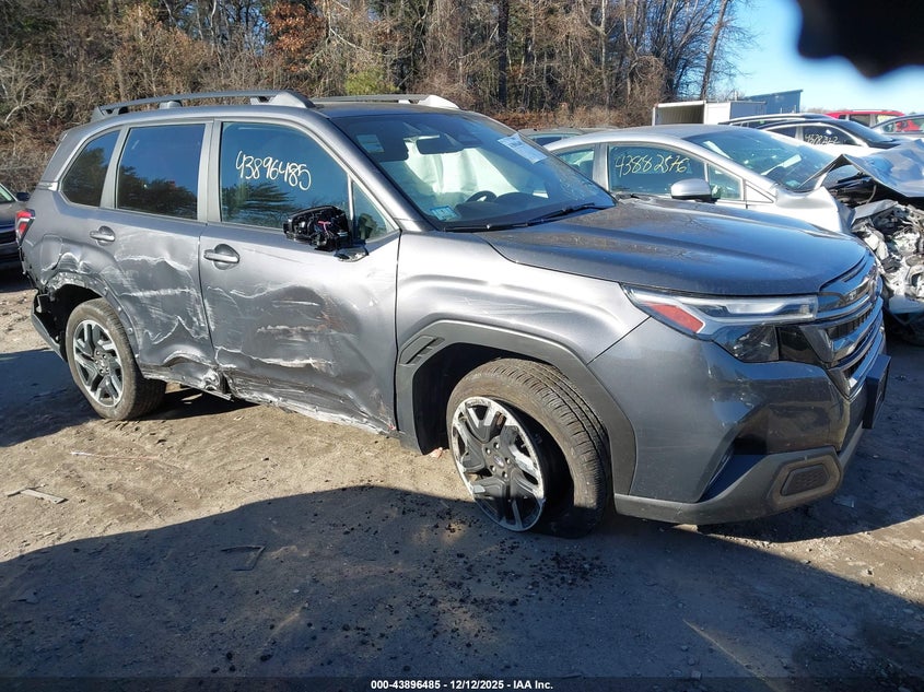 2025 Subaru Forester - vista 13