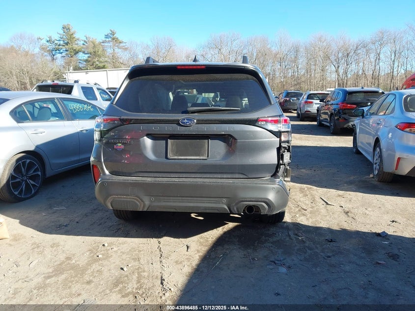 2025 Subaru Forester - vista 16