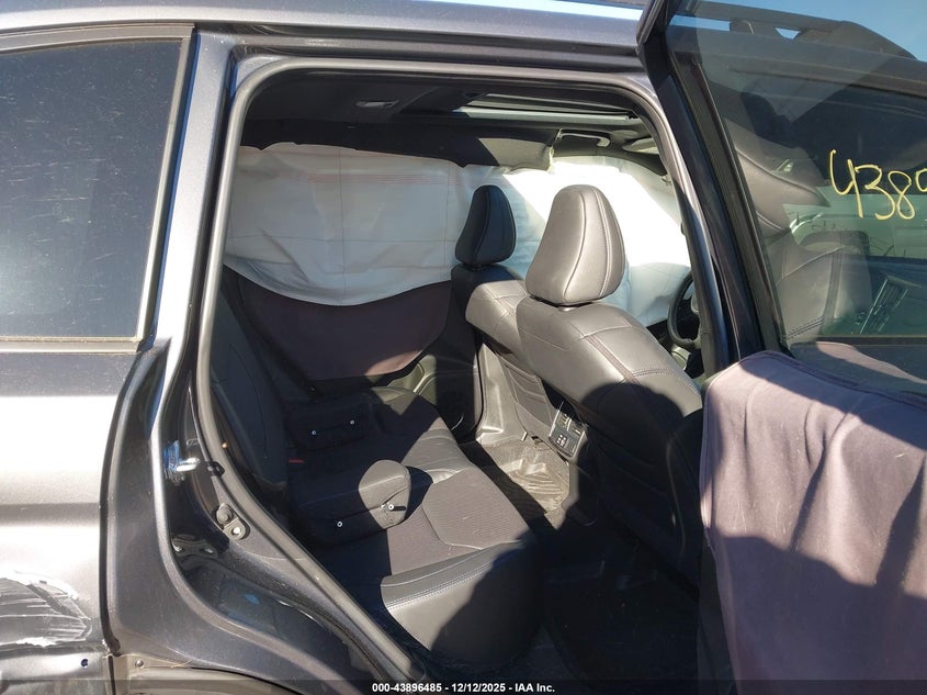 2025 Subaru Forester - vista 8