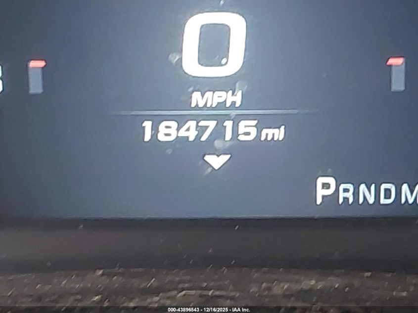 2016 GMC Yukon Xl Denali VIN: 1GKS2HKJ5GR110768 Lot: 43896543