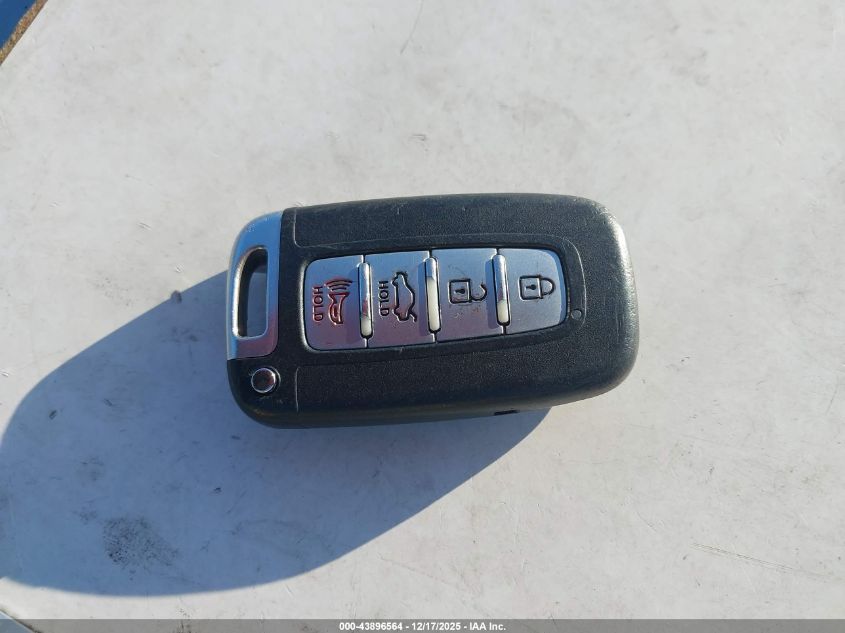 2012 Hyundai Sonata Hybrid VIN: KMHEC4A40CA034200 Lot: 43896564