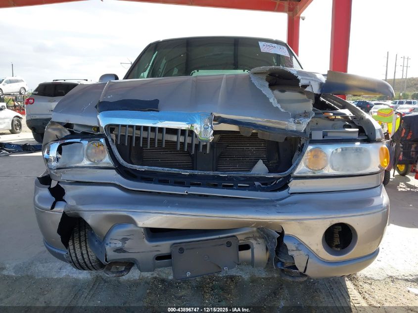 2000 Lincoln Navigator VIN: 5LMFU28AXYLJ24478 Lot: 43896747