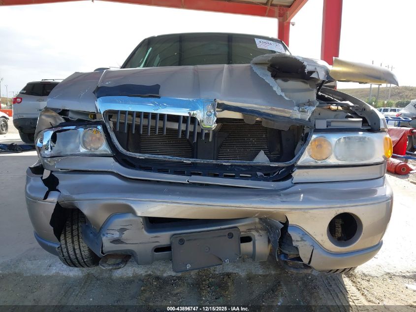 2000 Lincoln Navigator VIN: 5LMFU28AXYLJ24478 Lot: 43896747