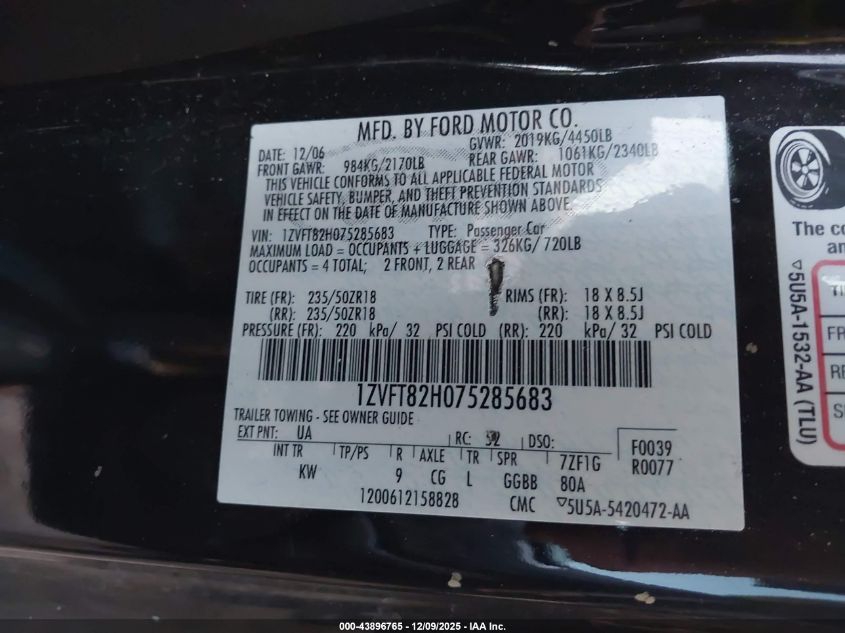 2007 Ford Mustang Gt Deluxe/Gt Premium VIN: 1ZVFT82H075285683 Lot: 43896765