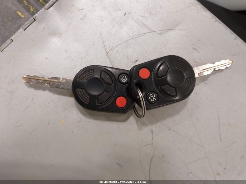 2008 Mercury Mariner VIN: 4M2CU81258KJ24823 Lot: 43896801