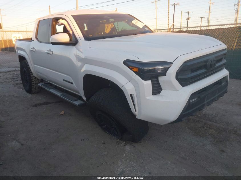 TOYOTA TACOMA SR5
