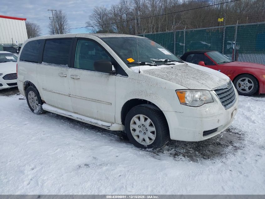 CHRYSLER TOWN & COUNTRY LX