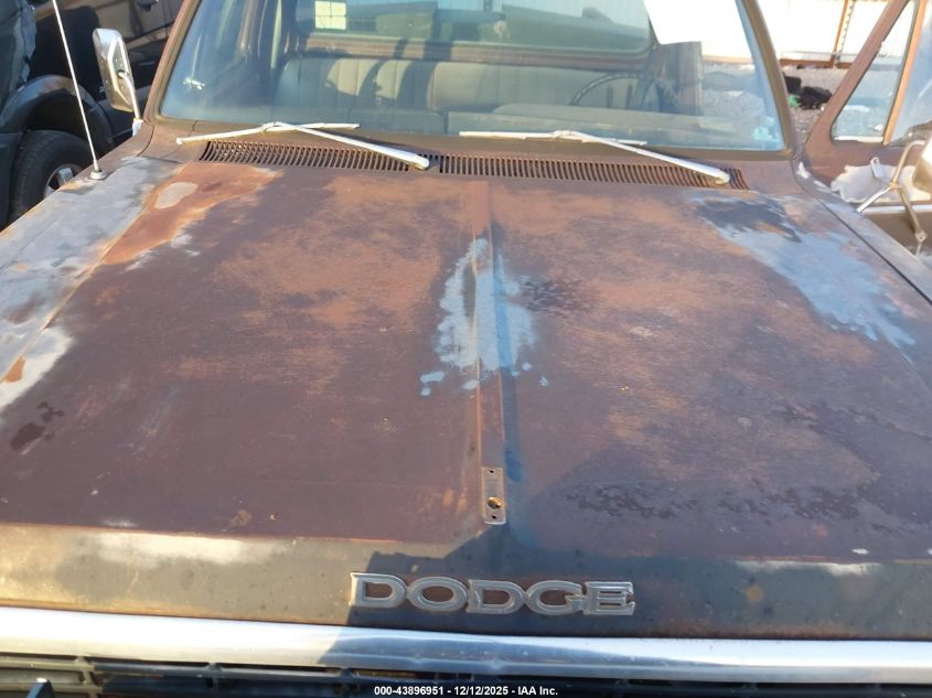 1980 Dodge W-Series VIN: W24JEAS18377 Lot: 43896951