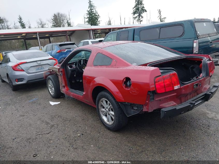 2007 Ford Mustang Gt Deluxe/Gt Premium VIN: 1ZVFT82H675350049 Lot: 43897040