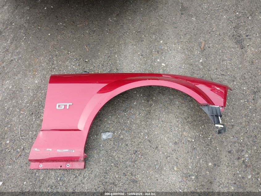 2007 Ford Mustang Gt Deluxe/Gt Premium VIN: 1ZVFT82H675350049 Lot: 43897040