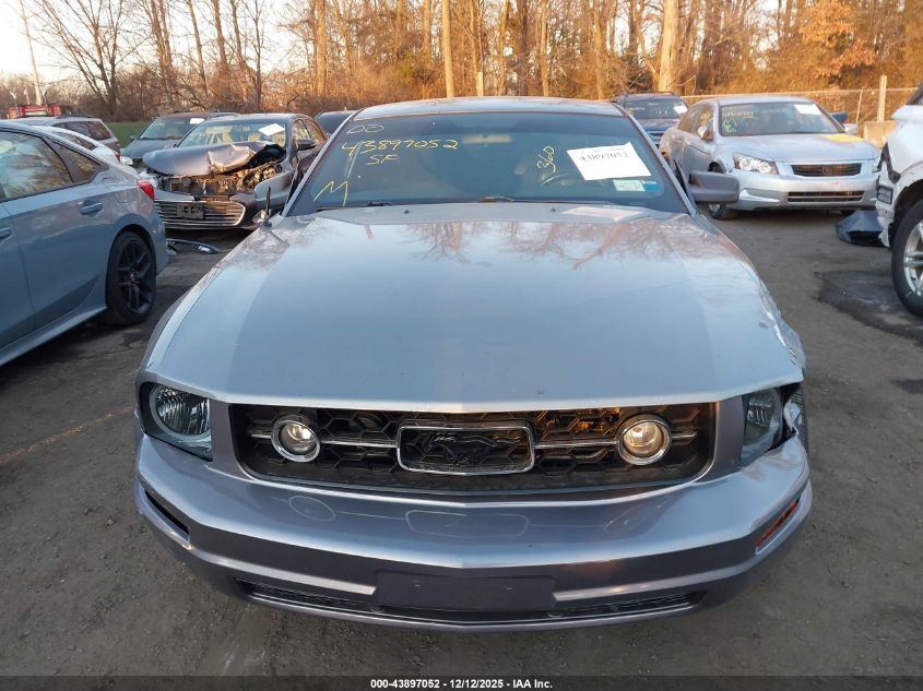 2007 Ford Mustang V6 Deluxe/V6 Premium VIN: 1ZVFT80NX75341573 Lot: 43897052