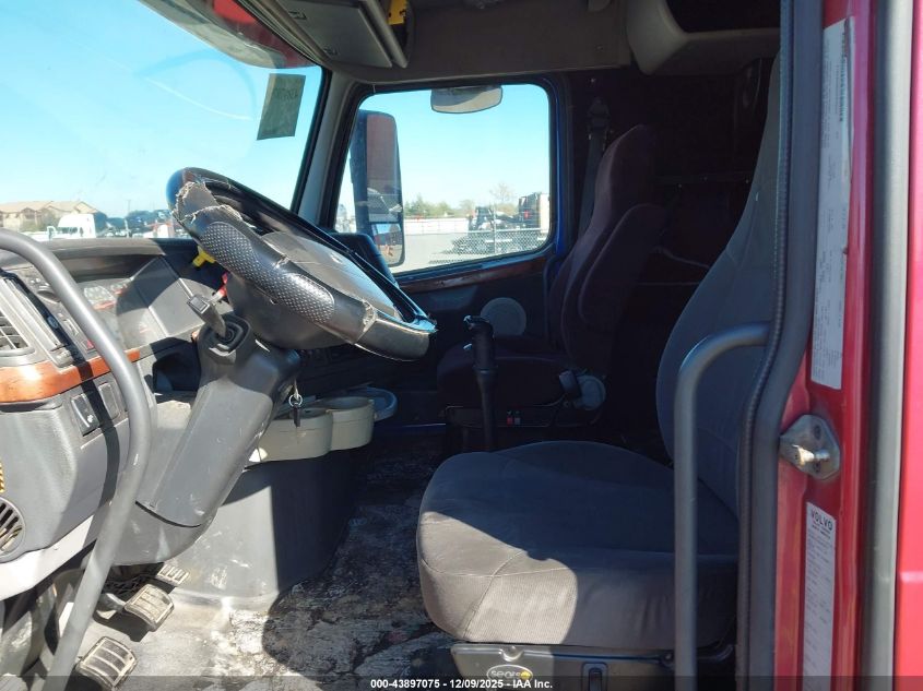 2008 Volvo Vn Vnl VIN: 4V4NC9GH28N483913 Lot: 43897075