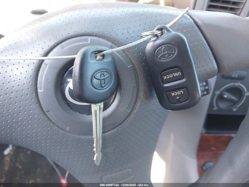 2005 Toyota Corolla Le VIN: 1NXBR30E65Z515706 Lot: 43897144