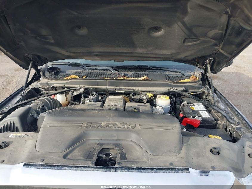 2022 Ram 3500 Tradesman 4X4 8' Box VIN: 3C63RRGL1NG316105 Lot: 43897183