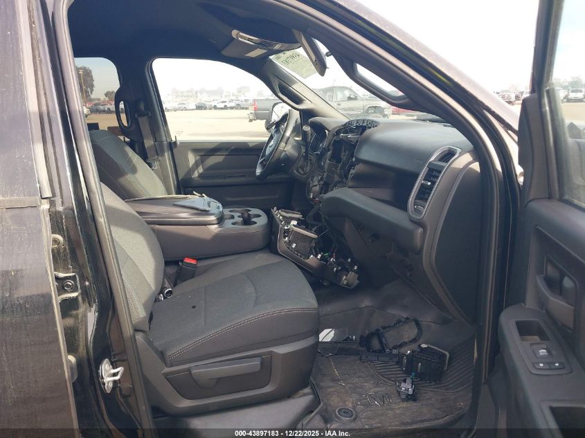 2022 Ram 3500 Tradesman 4X4 8' Box VIN: 3C63RRGL1NG316105 Lot: 43897183