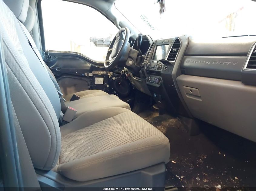 2017 Ford F-350 Xlt VIN: 1FT8W3B64HEE90400 Lot: 43897187