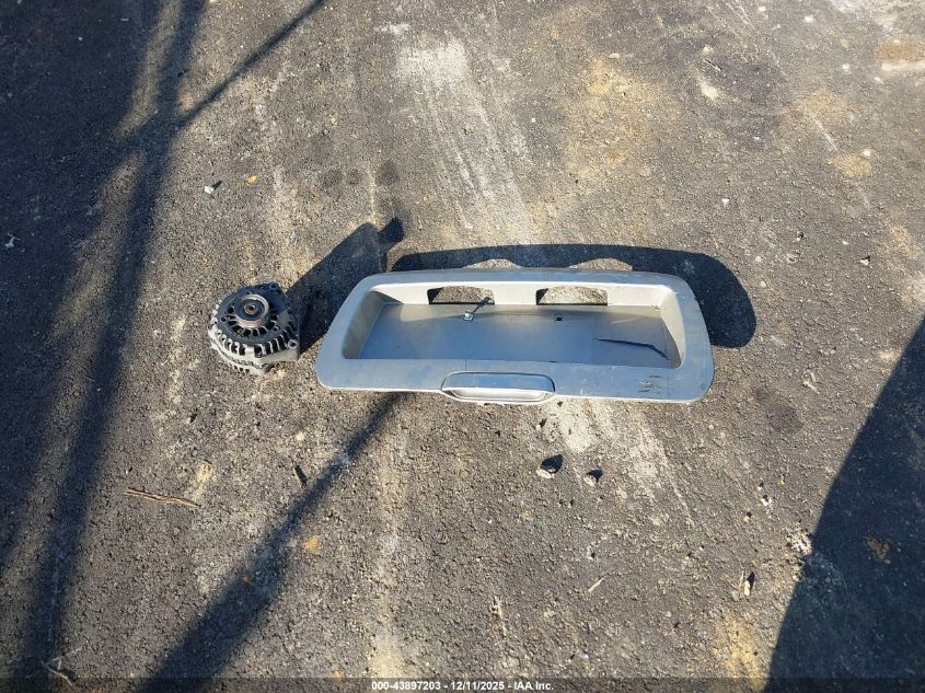 2003 Chevrolet Trailblazer Ls VIN: 1GNDT13SX32318137 Lot: 43897203