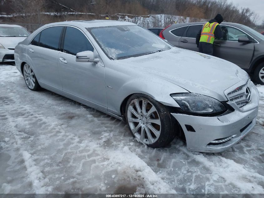 MERCEDES-BENZ S-CLASS 4MATIC