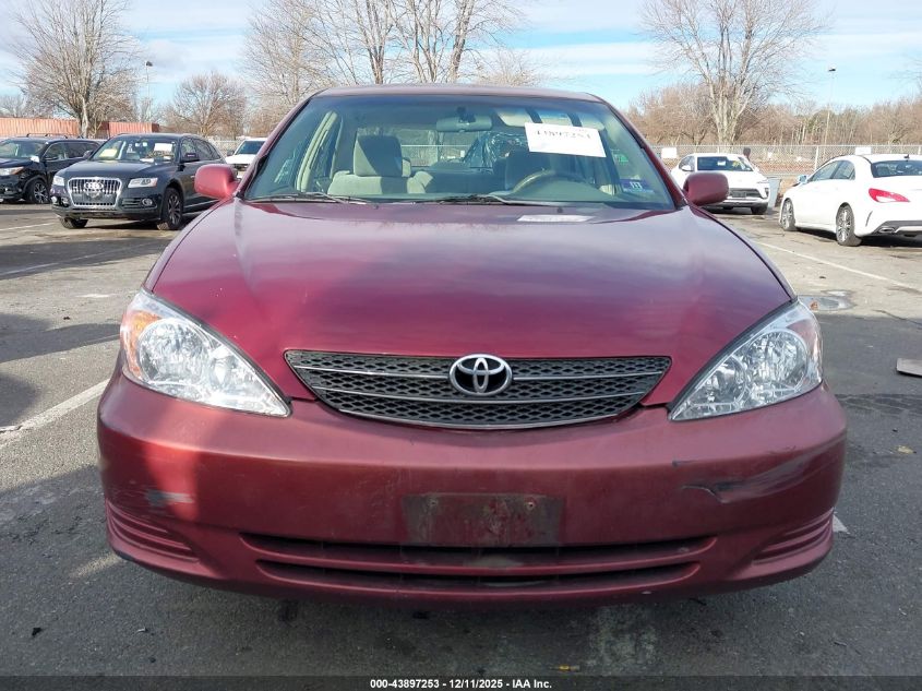 2003 Toyota Camry Le VIN: 4T1BE32K13U143803 Lot: 43897253
