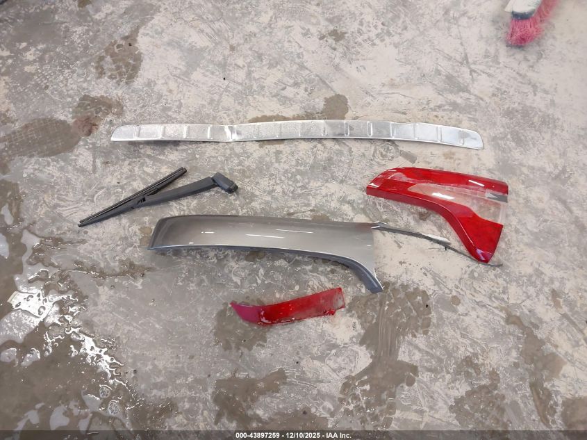 2015 Kia Sorento Limited V6 VIN: 5XYKW4A7XFG610291 Lot: 43897259