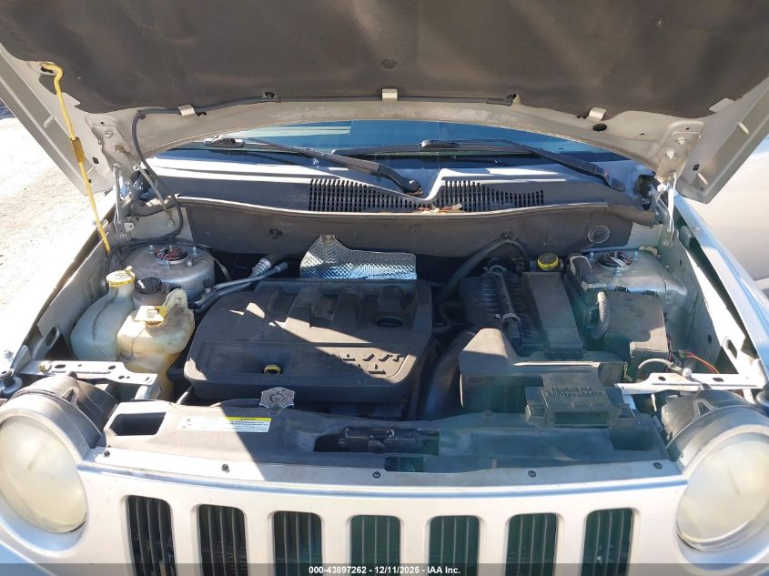 2007 Jeep Compass Sport VIN: 1J8FT47W27D255960 Lot: 43897262