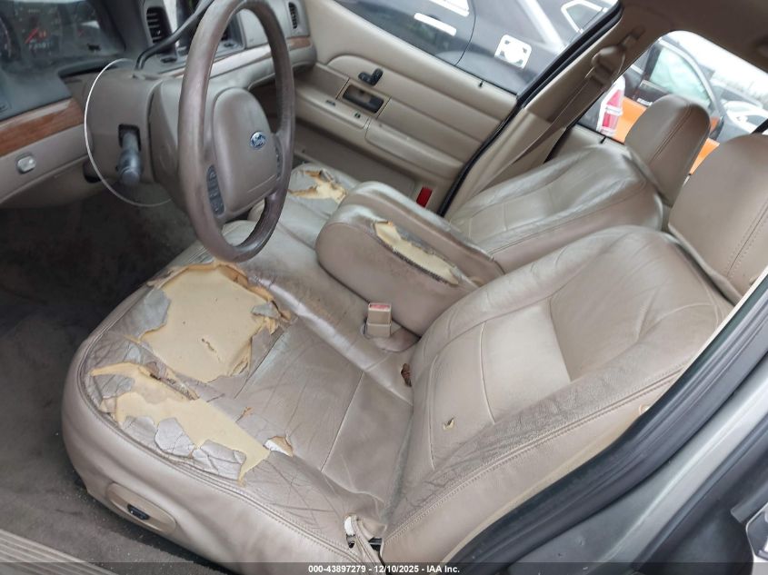 2003 Ford Crown Victoria Lx VIN: 2FAFP74W43X192631 Lot: 43897279