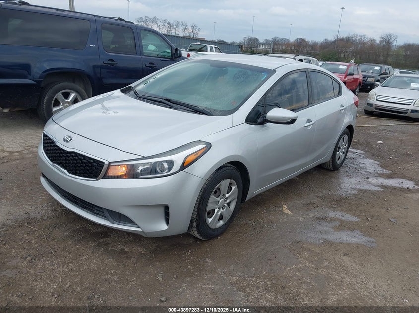 Vin: 3kpfk4a72he049159, lot: 44392841, kia forte lx 20172
