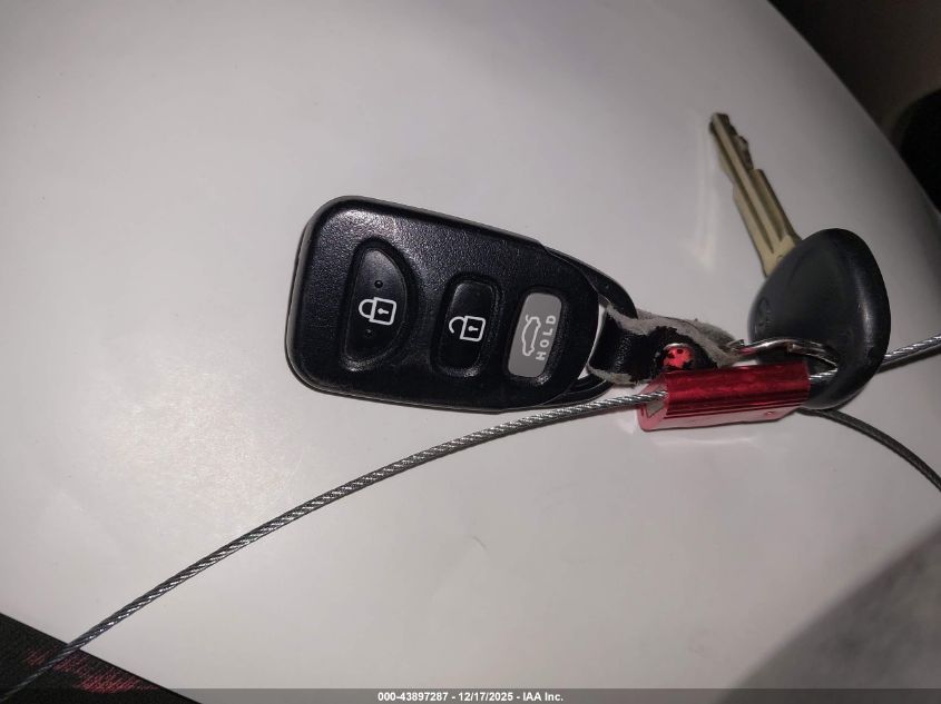 2016 Hyundai Elantra Se VIN: 5NPDH4AE0GH726059 Lot: 43897287