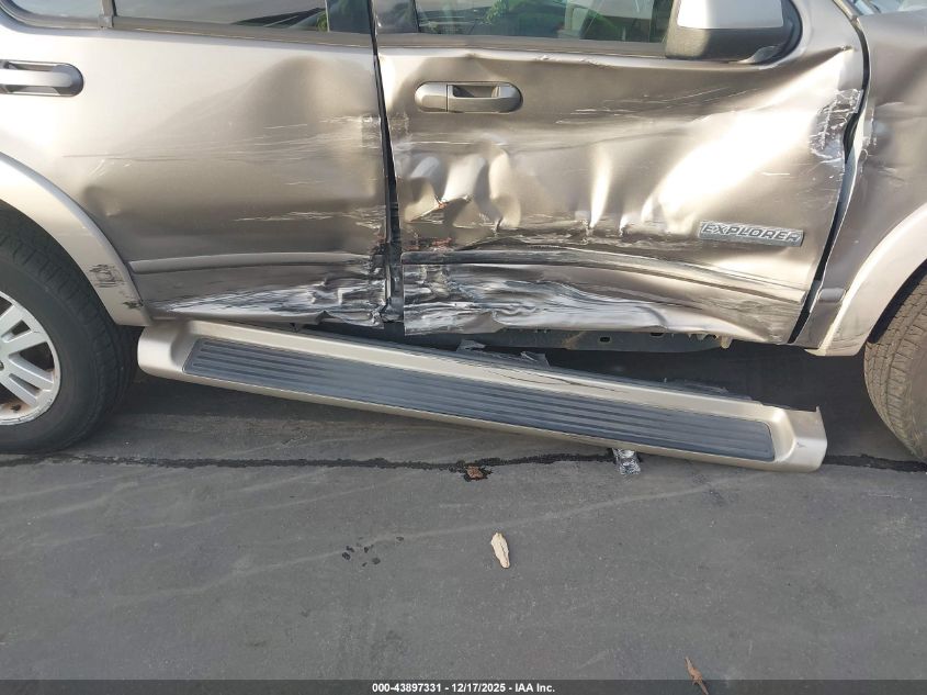 2006 Ford Explorer Eddie Bauer VIN: 1FMEU64E16UB38372 Lot: 43897331