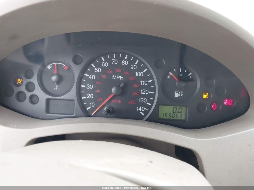 2005 Ford Focus Zx4 VIN: 1FAFP34N95W185558 Lot: 43897342