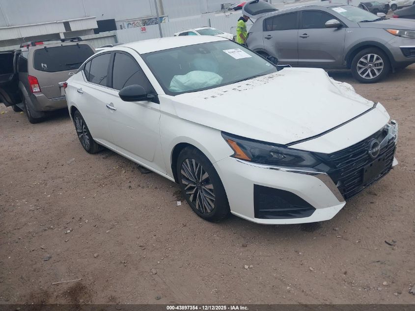 NISSAN ALTIMA SV FWD