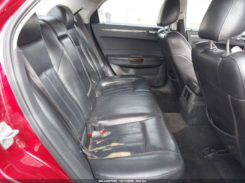 2009 Chrysler 300C Hemi VIN: 2C3LA63T69H529677 Lot: 43897356