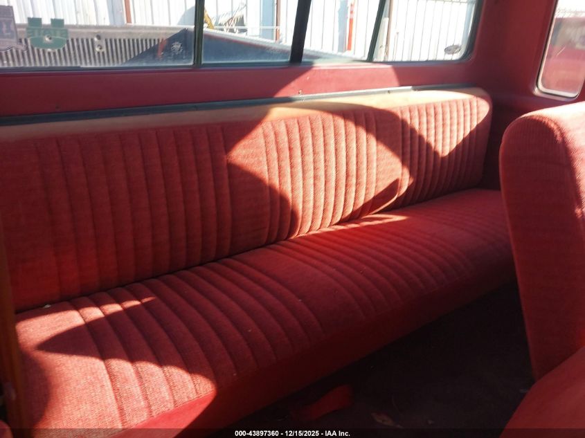 1991 Ford F250 VIN: 1FTHX25H6MKA27769 Lot: 43897360